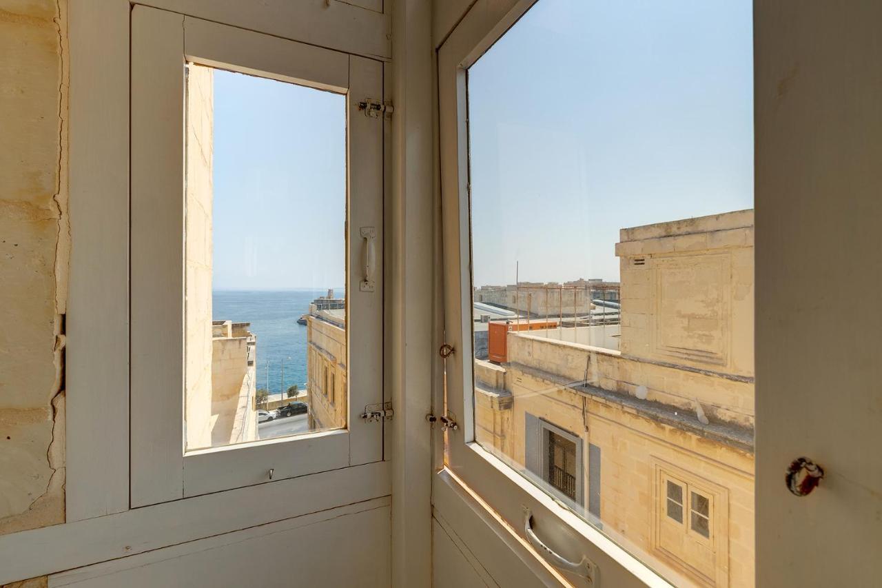 Luxurious 2Br Apartment In Valletta Exterior photo